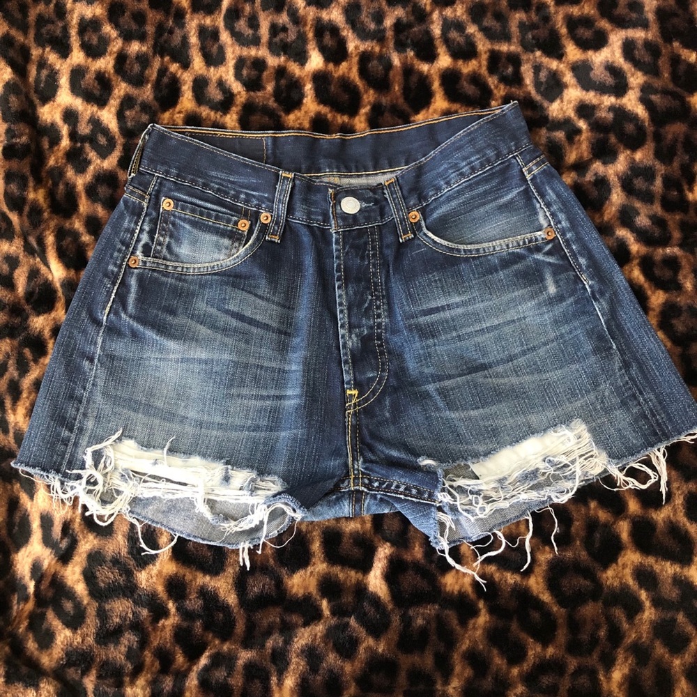 levi shorts